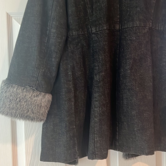 INC Jacket - denim with faux fur trim - Picture 4 of 4